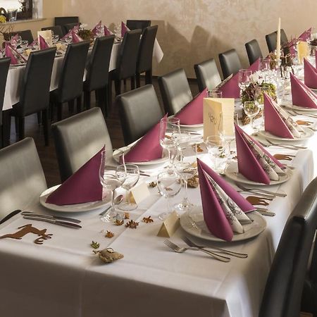 Hotel Restaurant Haesfeld Überherrn Exteriér fotografie